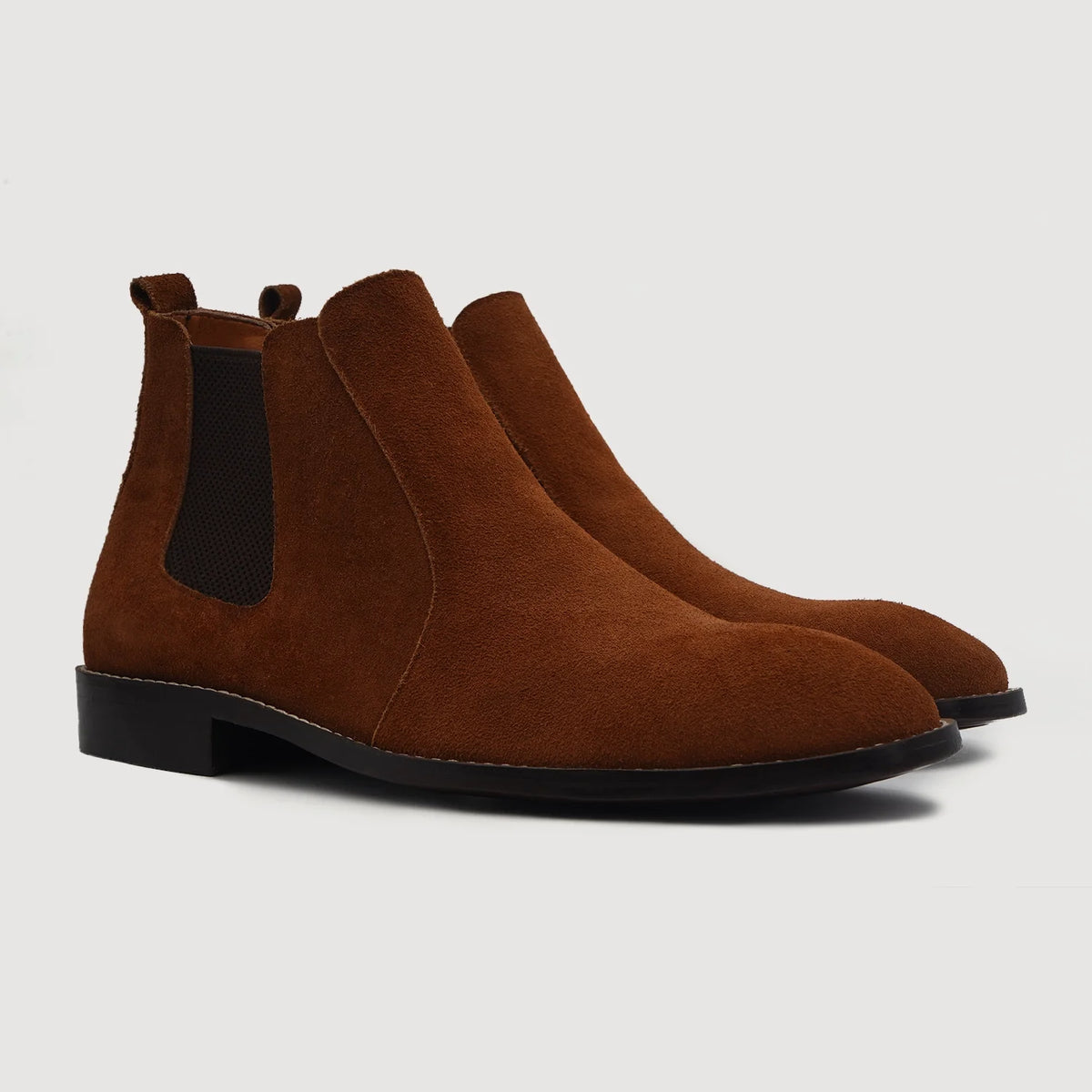Clarkson Chelsea Brun Suede Läderkängor för Herr For Men in Brown Goatskin Suede - Sidovy | Handla online