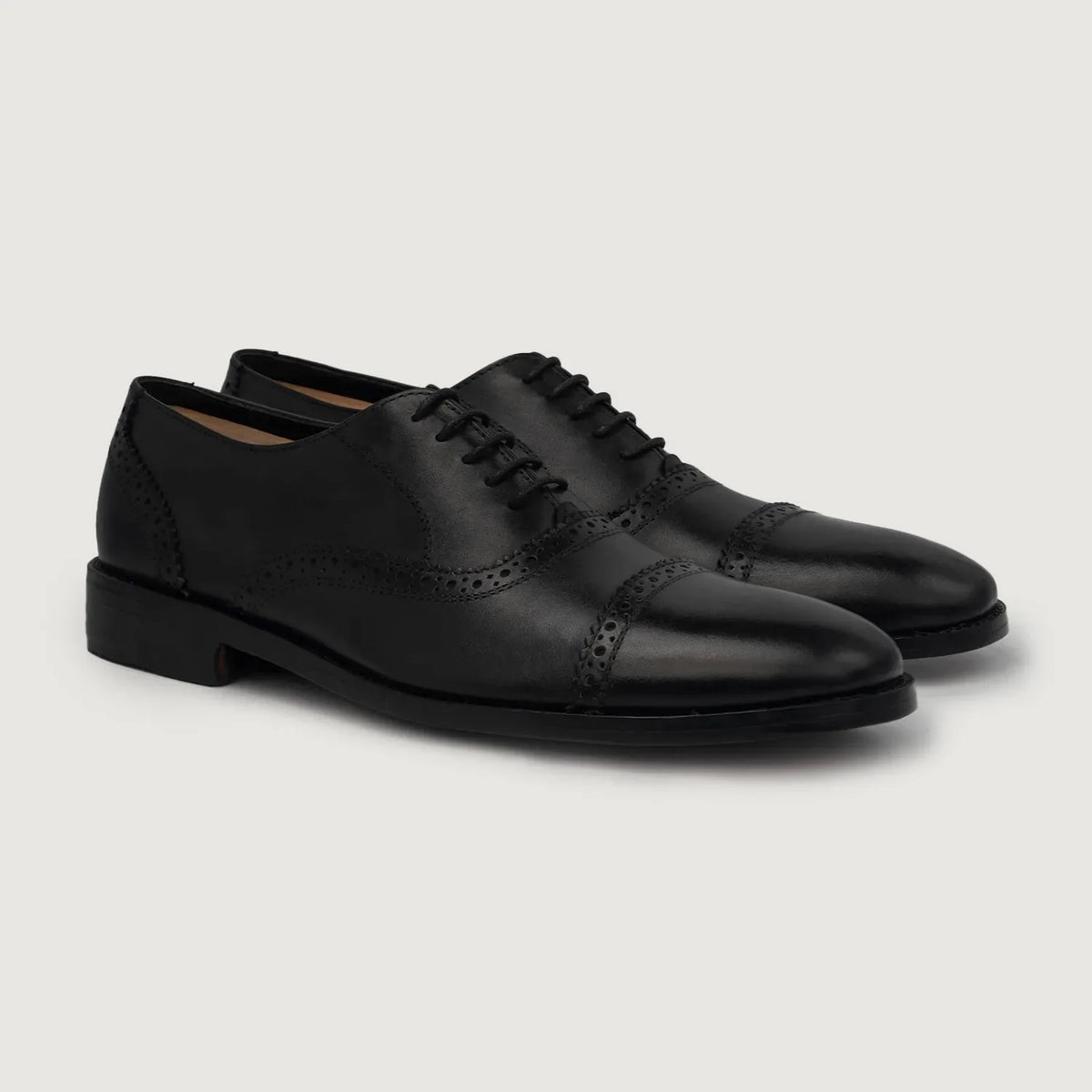 Greyson Brogues Oxford Svart Läderskor för Herr For Men i svart äkta nötskinn - Sidovy | Handla online