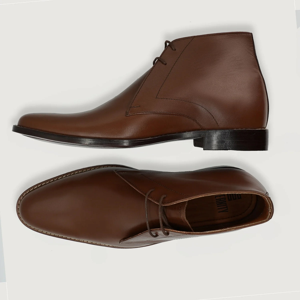 Corry Chukka Brun Läderkängor för Herr For Men - Förstärkt hälkappa och precisa dubbla sömmar