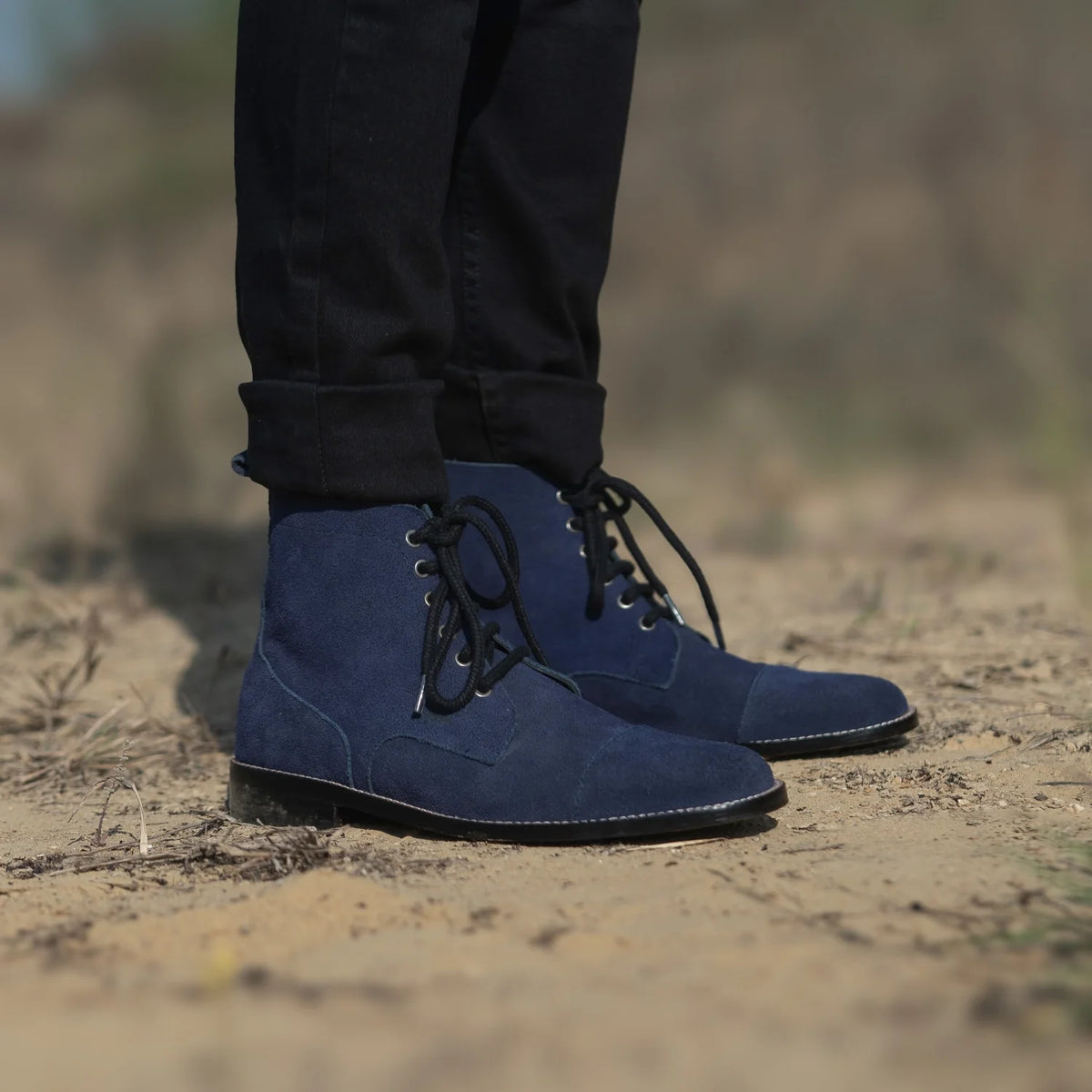 Orlaven Knight Derby Midnight Blå Suede Läderkängor för Herr footwear image 9