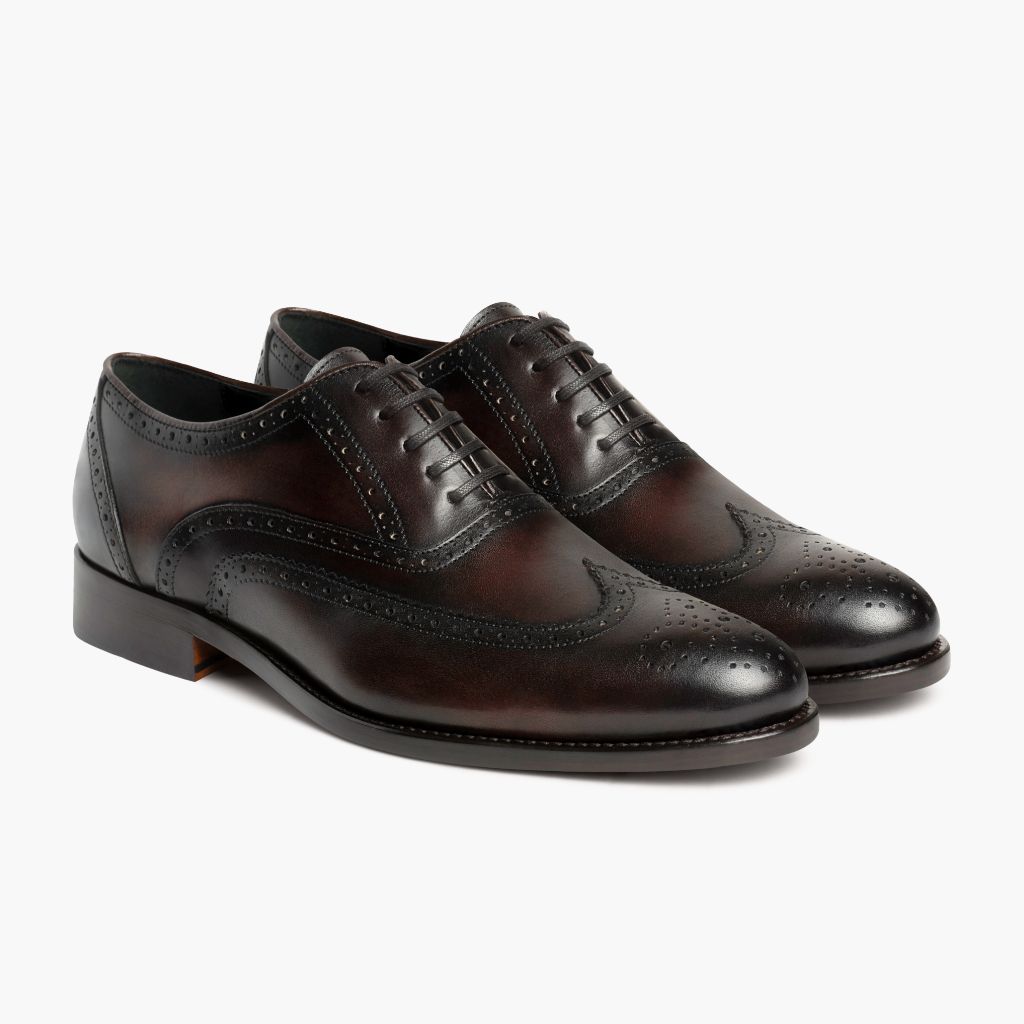 Aviator Chocolate Läderloafers för Herr in Chocolate Full-Grain Leather - Framifrån med skräddarsydd silhuett | Handla online