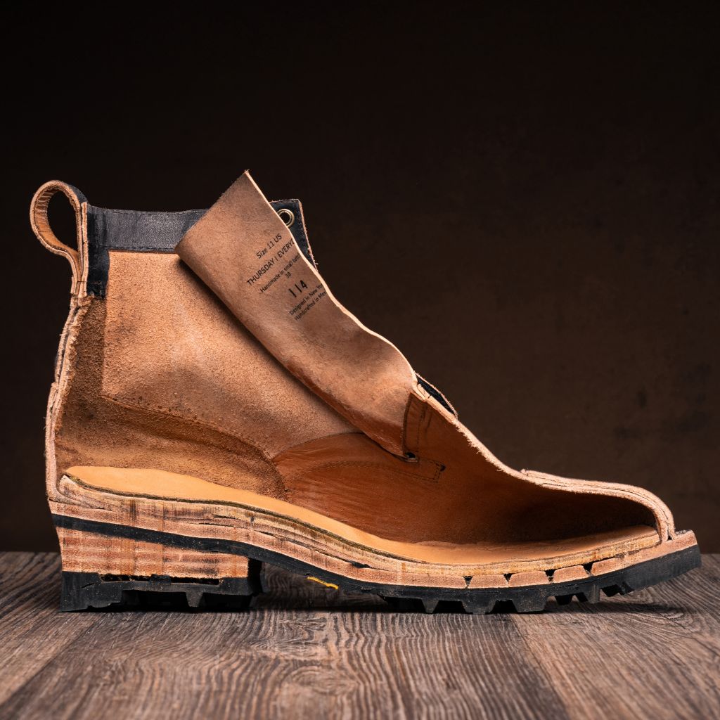 High-Traction Rubber Outsole & Lug Tread Pattern on Challenger Whiskey Läderkängor för Herr