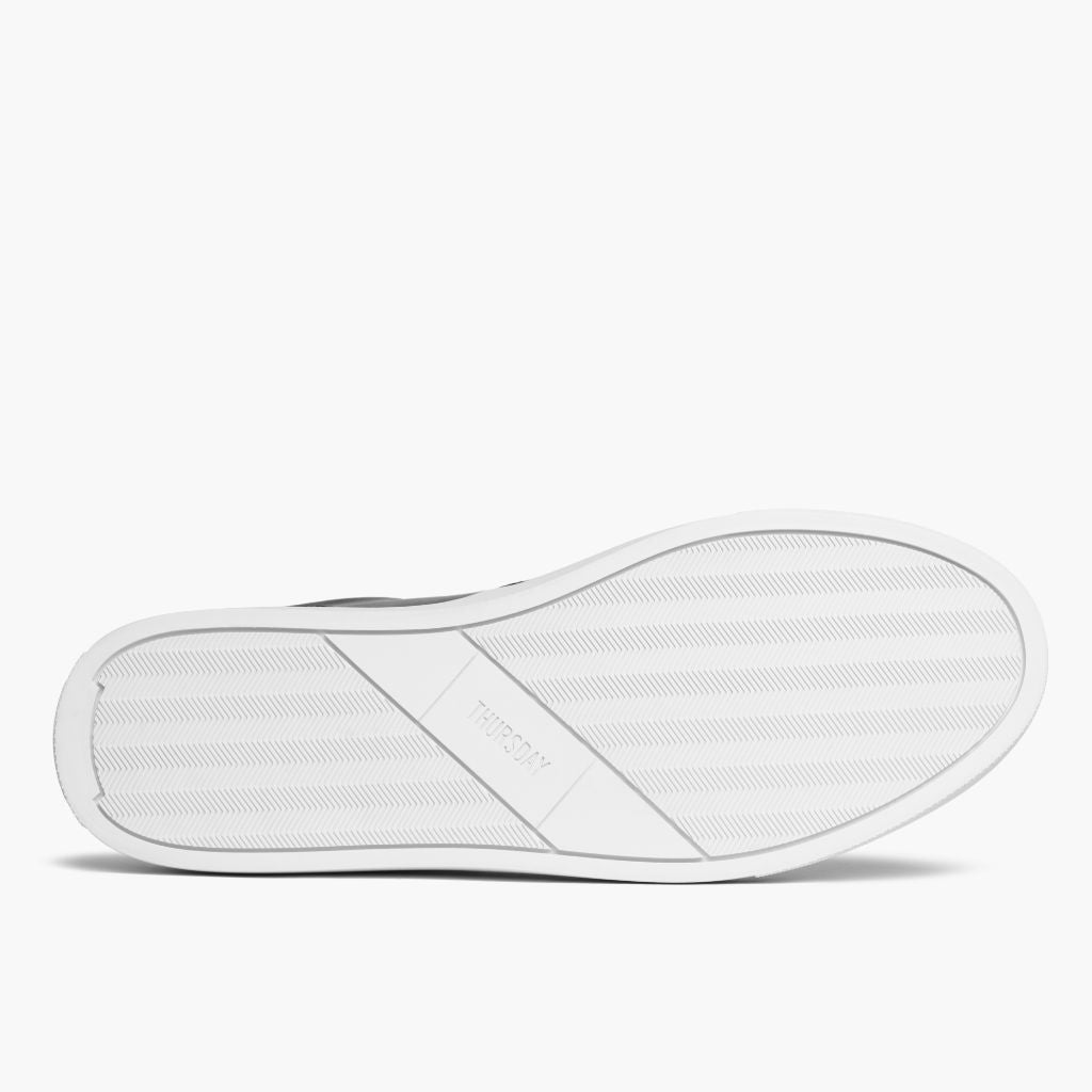 High-Traction Rubber Outsole & Lug Tread Pattern on Court Svart Lädersneakers för Herr