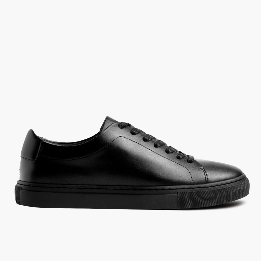 Black Full-Grain leather Sneakers - Ritsrandsydd Goodyear-konstruktion och tåhätta