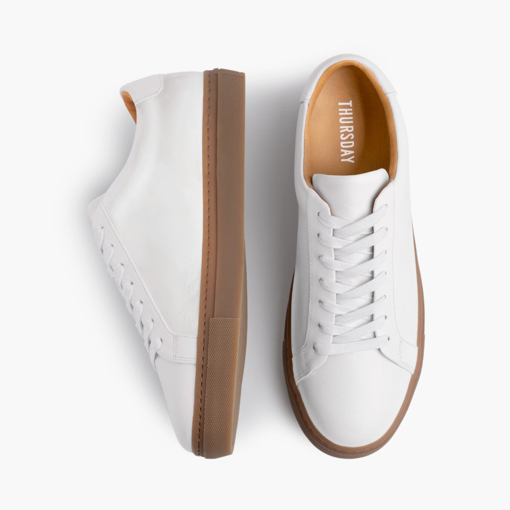 Legacy White Lädersneakers för Herr - Förstärkt hälkappa och precisa dubbla sömmar