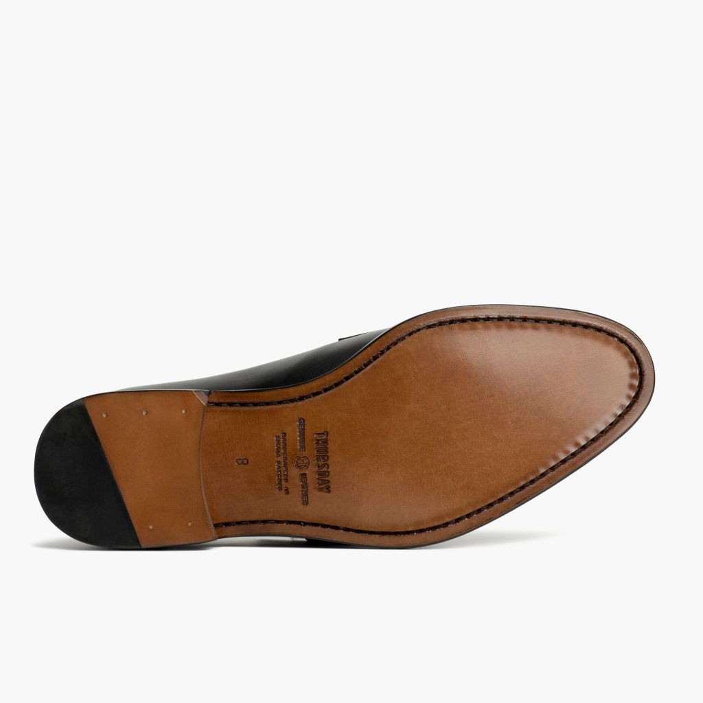 High-Traction Rubber Outsole & Lug Tread Pattern on Lincoln Svart Lädersneakers för Herr