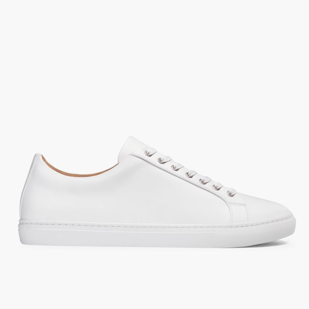 White Full-Grain leather Sneakers - Ritsrandsydd Goodyear-konstruktion och tåhätta