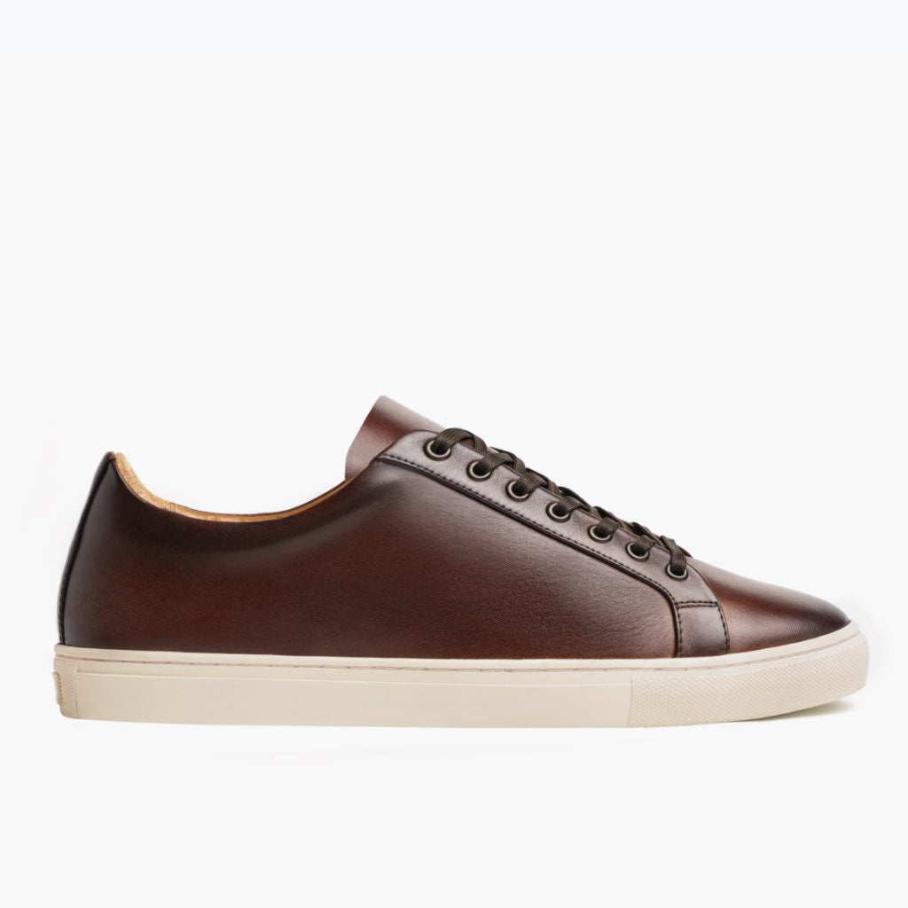 Classic Full-Grain leather Sneakers - Ritsrandsydd Goodyear-konstruktion och tåhätta