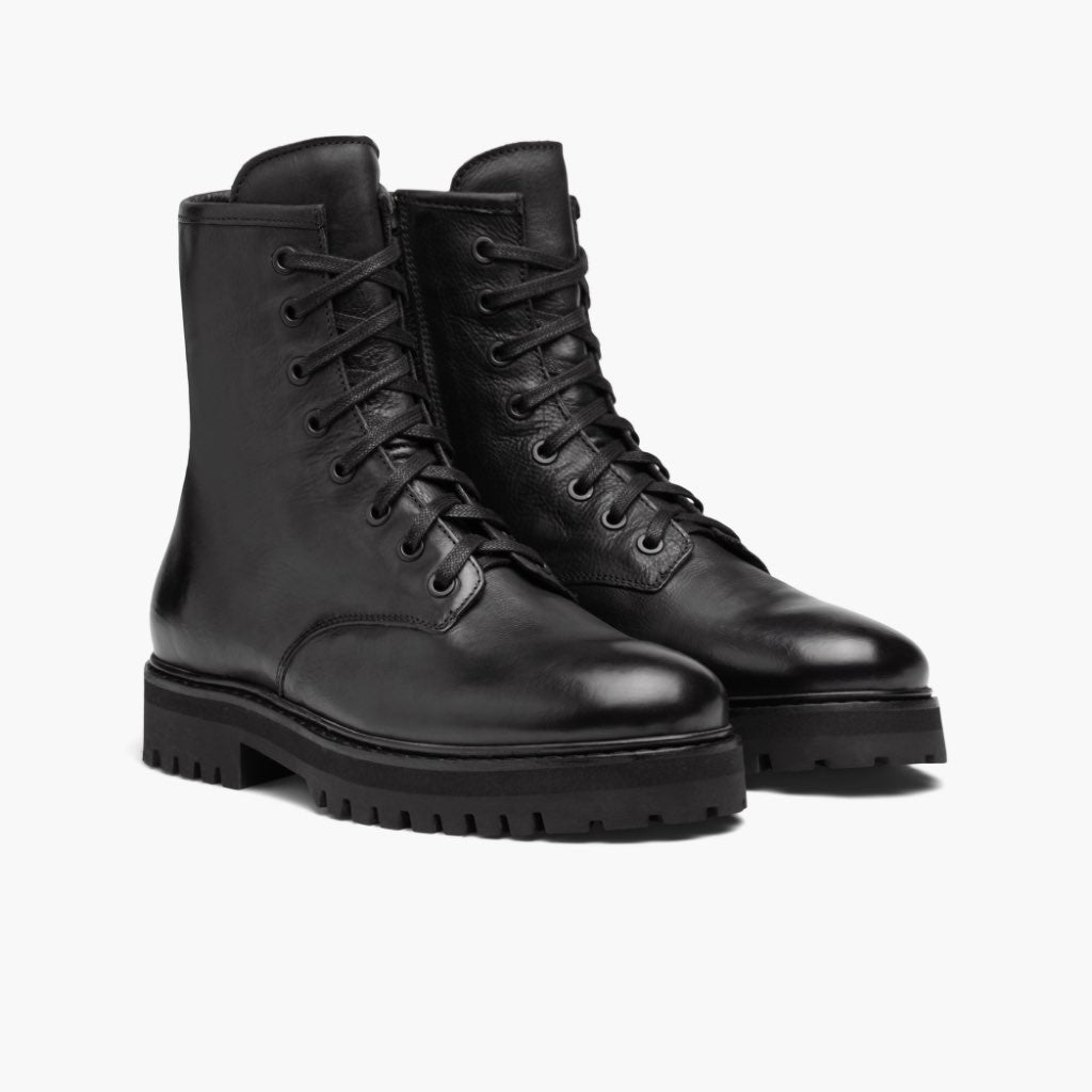 Black Full-Grain leather Boots - Ritsrandsydd Goodyear-konstruktion och tåhätta