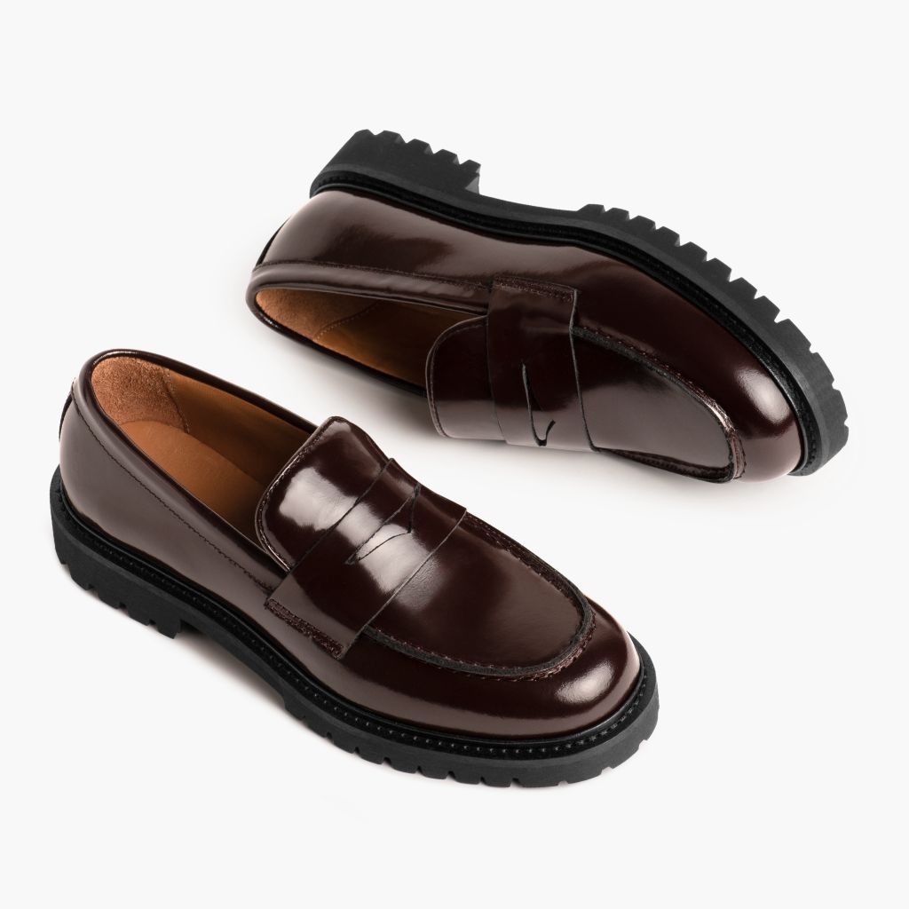 High-Traction Rubber Outsole & Lug Tread Pattern on Penny Vinröd Läderkängor för Dam