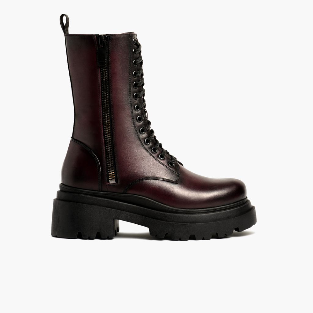 Black Full-Grain leather Boots - Ritsrandsydd Goodyear-konstruktion och tåhätta