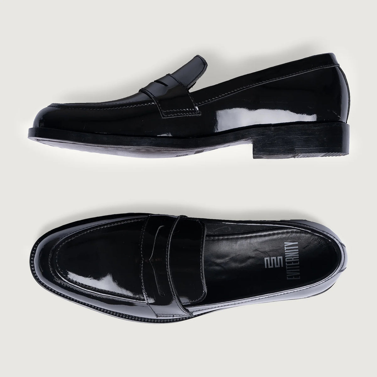 Baxton Svart Patent Läderloafers för Herr For Men - Förstärkt hälkappa och precisa dubbla sömmar