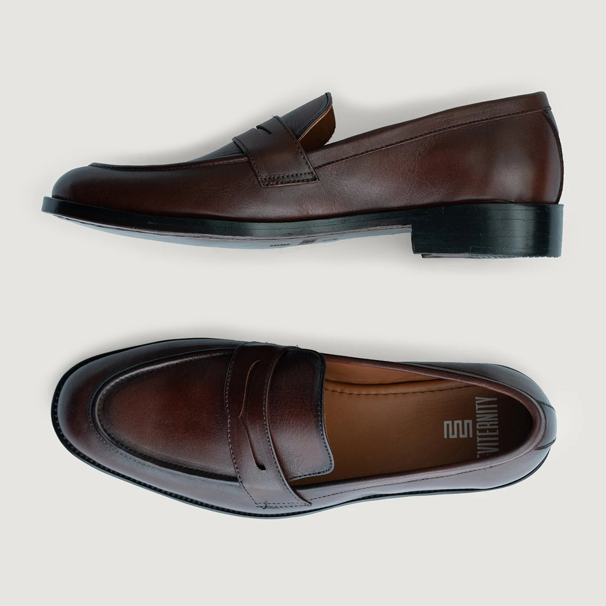 Baxton Burnished Brun Läderloafers för Herr For Men - Förstärkt hälkappa och precisa dubbla sömmar