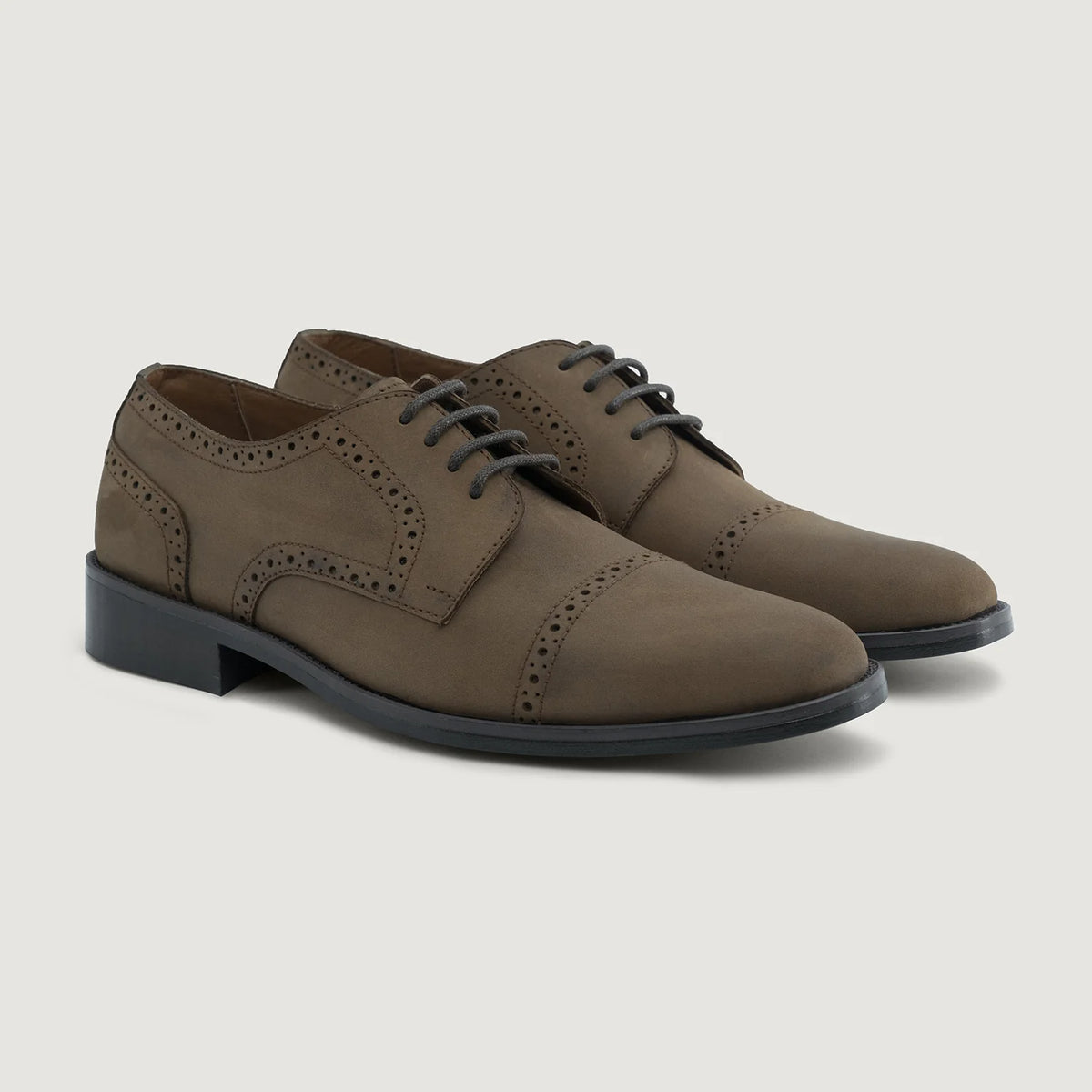 Dirk Brogues Derby Brown Oil Pullup Leather Shoes StudGuard For Men in Brown Full-Grain Leather - Sidovy | Handla online