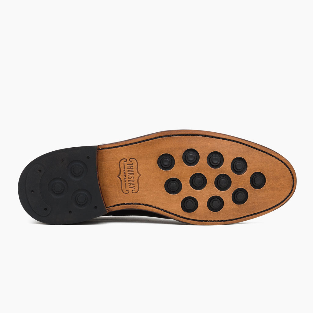 High-Traction Rubber Outsole & Lug Tread Pattern on Cavalier Svart Läderkängor för Herr