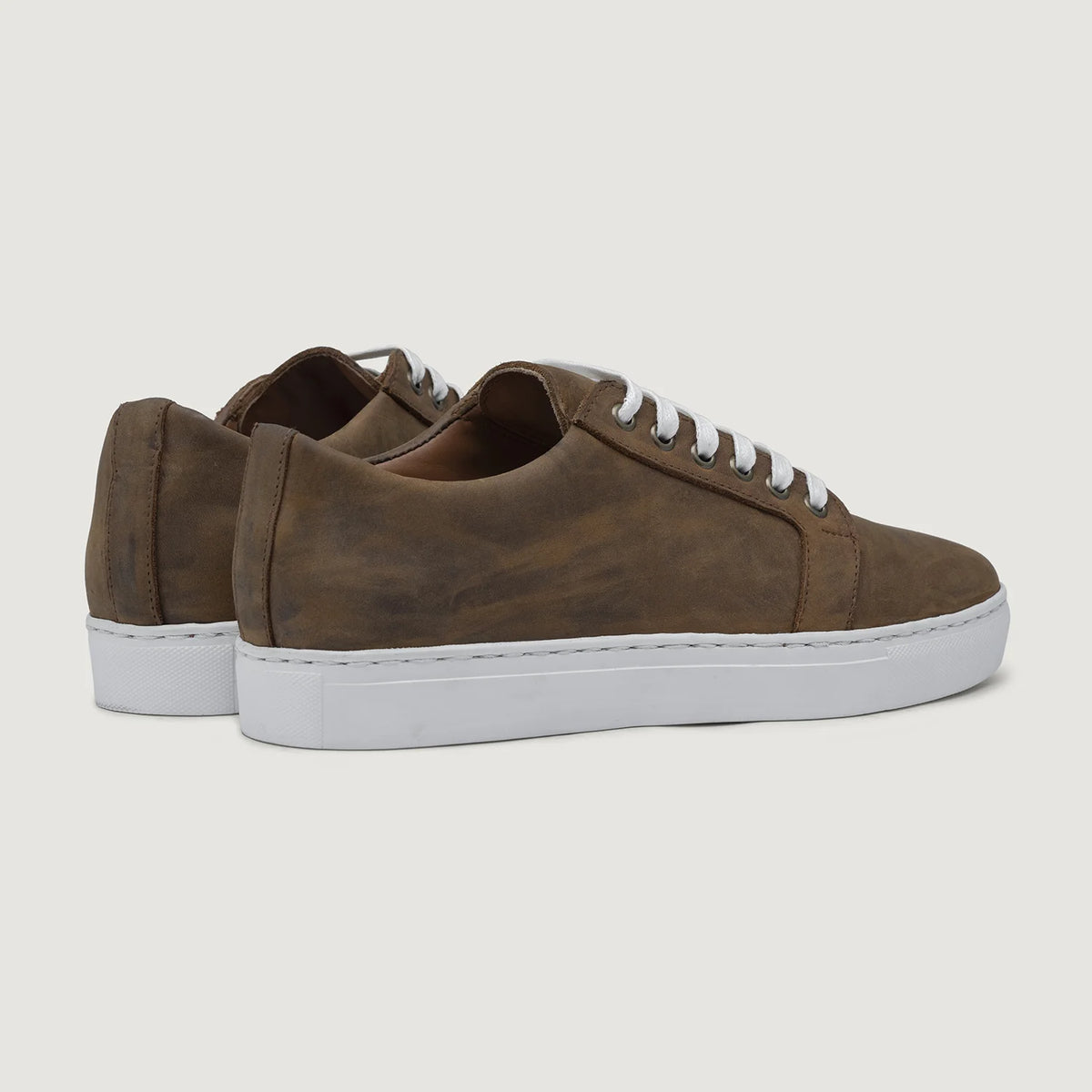 Burnt Copper Full-Grain leather Sneakers - Ritsrandsydd Goodyear-konstruktion och tåhätta