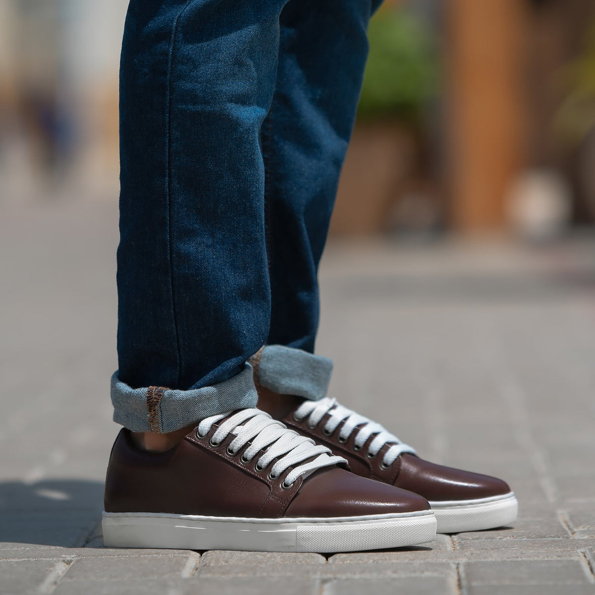 Murphy Low Top Kastanjebrun Lädersneakers för Herr in Maroon Full-Grain Leather - Sidovy | Handla online
