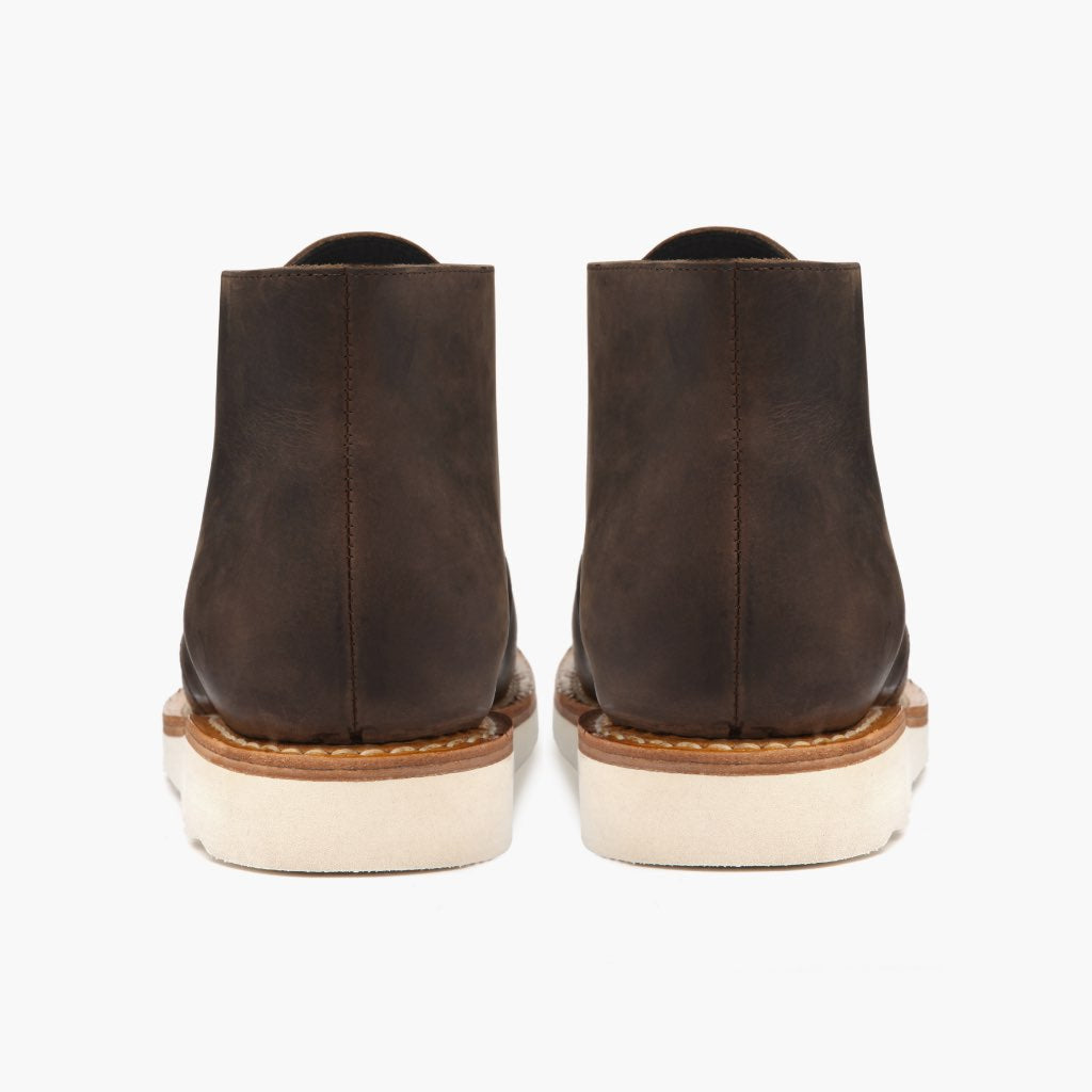 High-Traction Rubber Outsole & Lug Tread Pattern on Scout Tobacco Läderkängor för Herr For Men