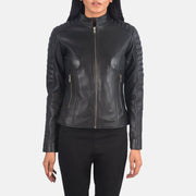 
Närbildsdetalj of Band & Zipper Hardware on Adalyn Quiltad Svart Bikerjacka i Läder för Dam