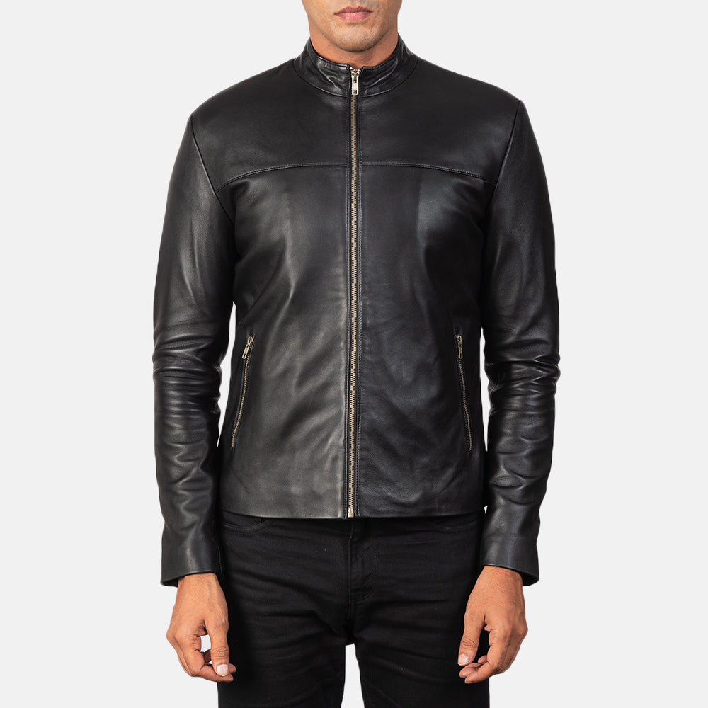 Men's Adornica Svart Bikerjacka i Läder för Herr - Lateral Side Profile View Showing Sleeve Cut &amp; Athletic Taper Fit