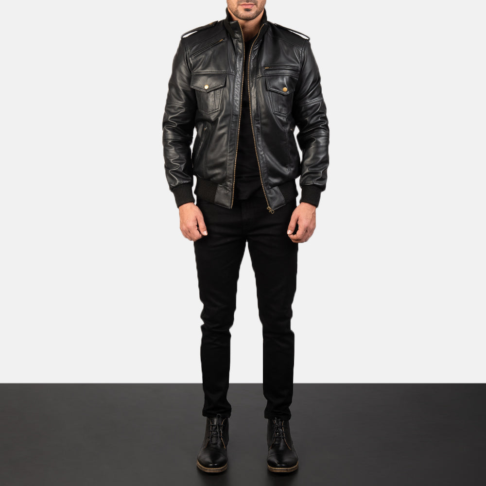 Men's Agent Shadow Svart Bomberjacka i Läder för Herr - Lateral Side Profile View Showing Sleeve Cut &amp; Athletic Taper Fit