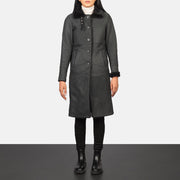 Women's Alina Shearling Svart Leather Coat för Dam in Distressed Black Sheepskin Leather - Front Profile View &amp; Tailored Silhouette | Buy Online