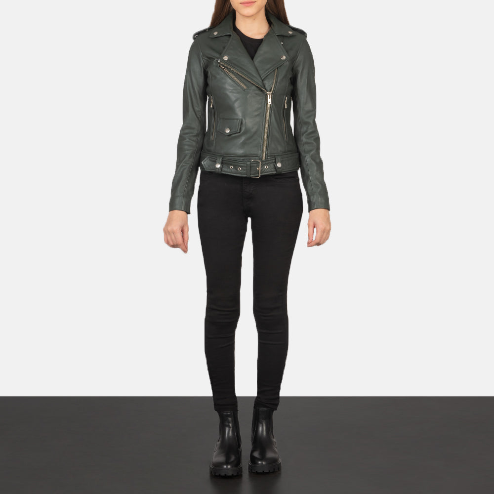Women's Alison Green Bikerjacka i Läder för Dam - Lateral Side Profile View Showing Sleeve Cut &amp; Athletic Taper Fit
