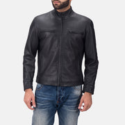 
Austere Matte Svart Bikerjacka i Läder för Herr in Black Calfskin Matte - Framifrån med skräddarsydd silhuett | Handla online