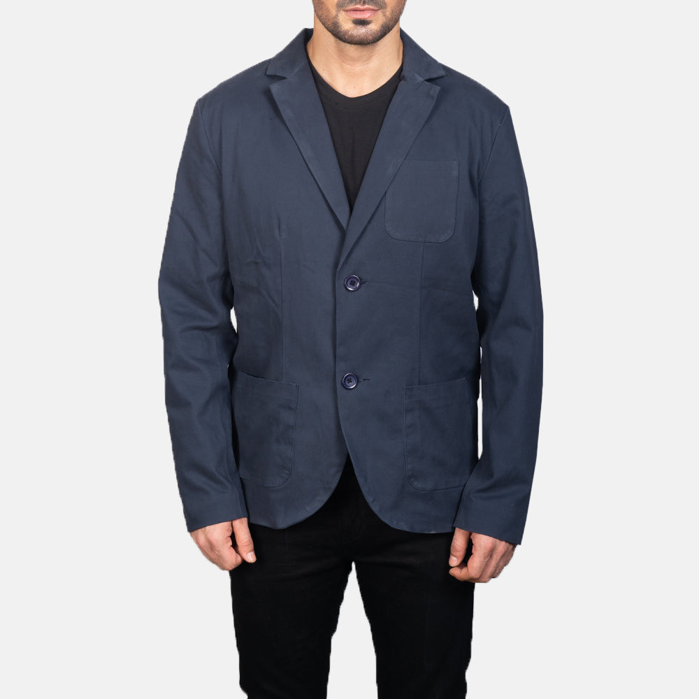 Close-Up Detail of Notch &amp; Button Hardware on Borges Navy Blue Blazer för Herr