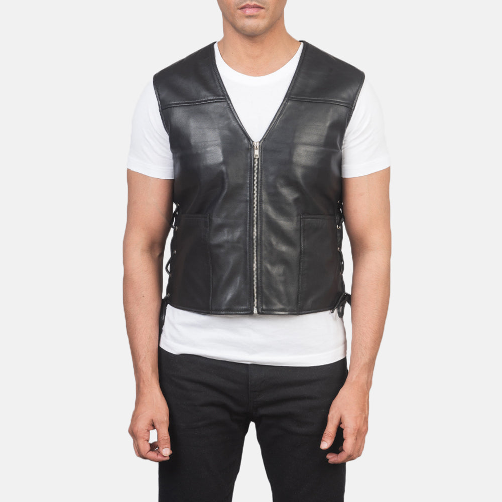 Close-Up Detail of Classic Collar &amp; Zipper Hardware on Men's Brandon Svart Leather Vest för Herr