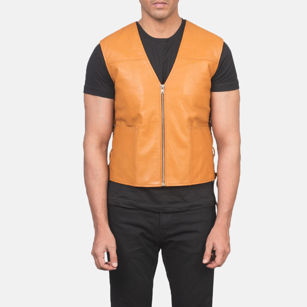 Close-Up Detail of Classic Collar &amp; Zipper Hardware on Men's Brandon Ljusbrun Brun Leather Vest för Herr