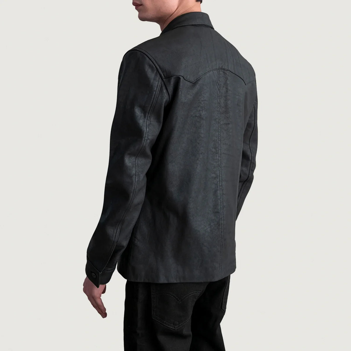 
Insida Showing Viscose Lining & Två funktionella innerfickor