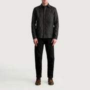 
Närbildsdetalj of Shirt & Buttons Hardware on Bronco Tumbled Brun Leather Shirt för Herr