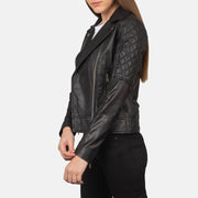 
Black Goatskin Leather Biker Jacket - Bakifrån med perfekt axelpassform och ren fåll