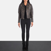 
Carolyn Quilted Distressed Brown Biker Jacket - Sidoprofil som visar ärmskärning
