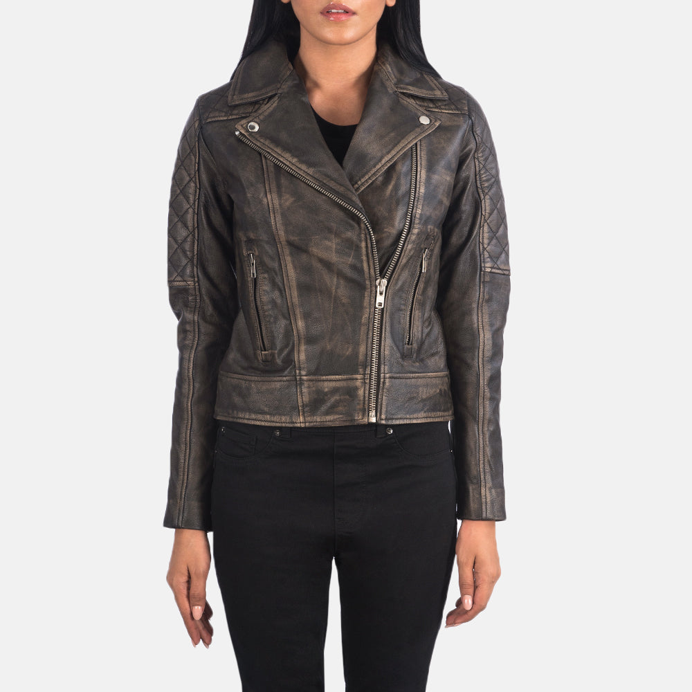 
Närbildsdetalj of Notch & Zipper Hardware on Carolyn Quilted Distressed Brown Biker Jacket