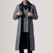 
Charlton Grey Leather Single Breasted Läderrock för Herr For Men in Grey Sheepskin Leather - Framifrån med skräddarsydd silhuett | Handla online