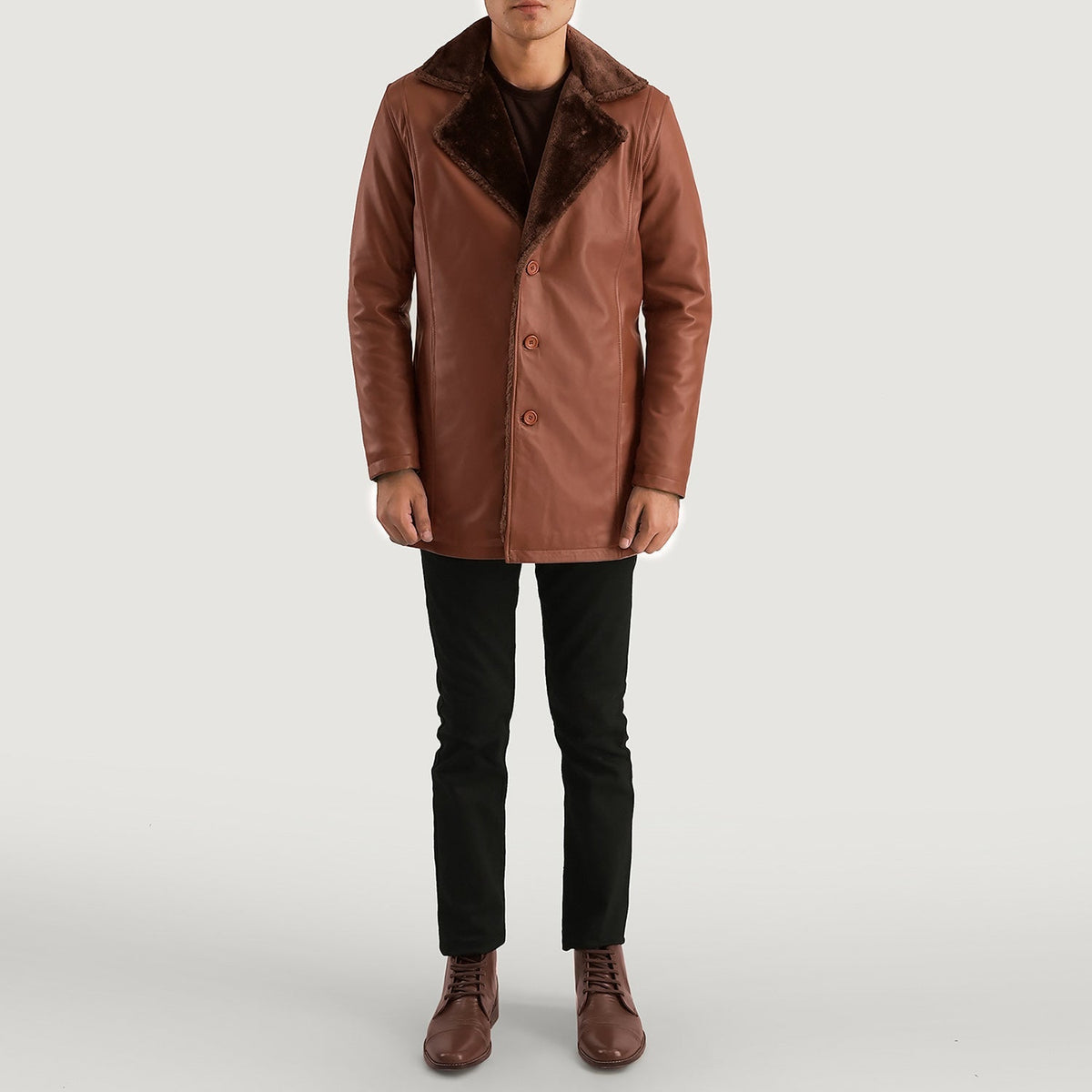Men's Cinnamon Brun Leather Fur Coat för Herr - Lateral Side Profile View Showing Sleeve Cut &amp; Athletic Taper Fit