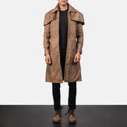 Men's Classic Brun Leather Duster för Herr in Distressed Brown Sheepskin Snuffed - Front Profile View &amp; Tailored Silhouette | Buy Online