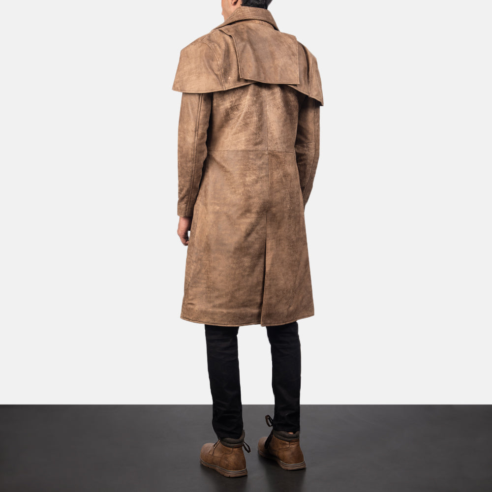 Men's Classic Brun Leather Duster för Herr - Lateral Side Profile View Showing Sleeve Cut &amp; Athletic Taper Fit