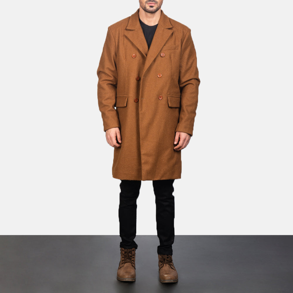 
Claud Khaki Wool Double Breasted Coat - Sidoprofil som visar ärmskärning