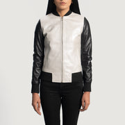 
Cole Silver Bomberjacka i Läder för Dam in Silver & Black Sheepskin Leather - Framifrån med skräddarsydd silhuett | Handla online