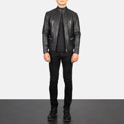 
Damian Grey Suede Biker Jacket - Sidoprofil som visar ärmskärning