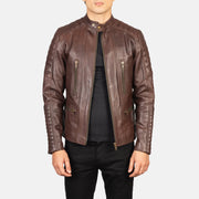 
Hantverksmässig fållkonstruktion på Damian Grey Suede Biker Jacket