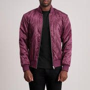 Danson Quilted Maroon Varsity Läderjacka för Herr - Lateral Side Profile View Showing Sleeve Cut &amp; Athletic Taper Fit