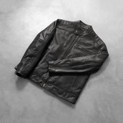 Zipper &amp; Hem Craftsmanship Construction Detail on Dean Svart Bikerjacka i Läder för Herr