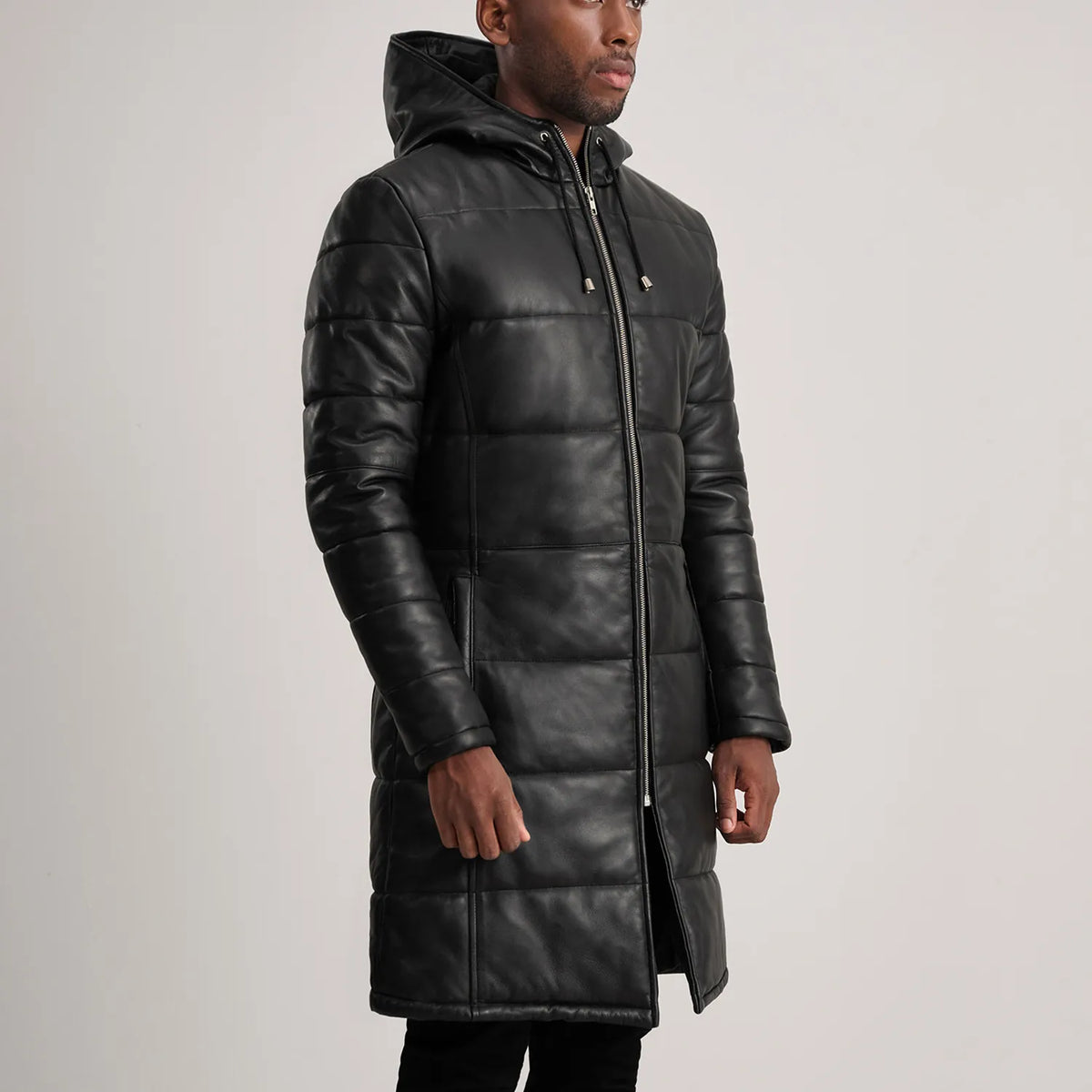 
Tan Brown Sheepskin Leather Hooded Jacket - Bakifrån med perfekt axelpassform och ren fåll