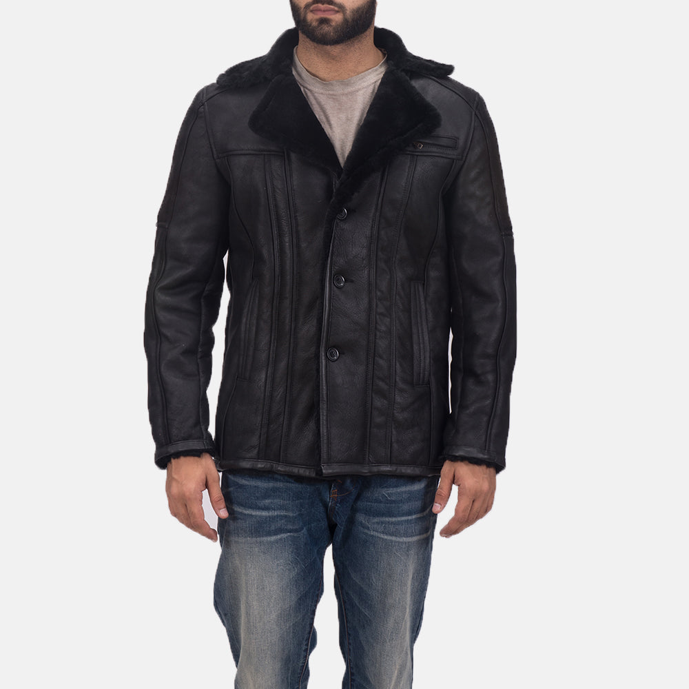 Men's Furcliff Double Face Shearling Leather Coat för Herr - Lateral Side Profile View Showing Sleeve Cut &amp; Athletic Taper Fit