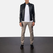 Hank Svart Bikerjacka i Läder för Herr - Lateral Side Profile View Showing Sleeve Cut &amp; Athletic Taper Fit