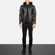 Men's Hector Svart Hooded Bikerjacka i Läder för Herr - Lateral Side Profile View Showing Sleeve Cut &amp; Athletic Taper Fit
